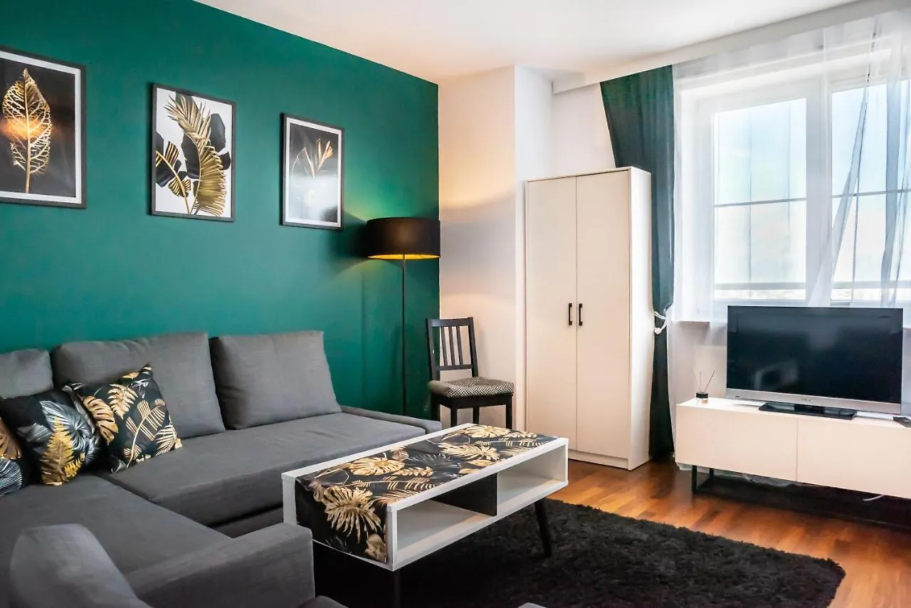 Apartament Saska Kępa Emerald Studio Warszawa 0*,  Polska